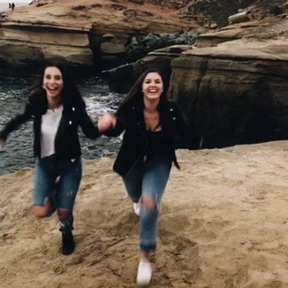 Meet your Posher, Grace - Picture 3 of 4